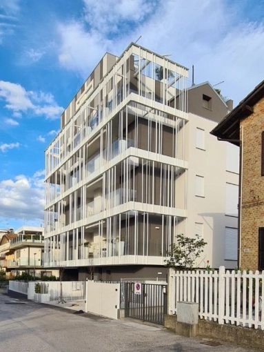 Patios & Terraces, Commercial Buildings, Offices, Public Access Buildings, Futuristic