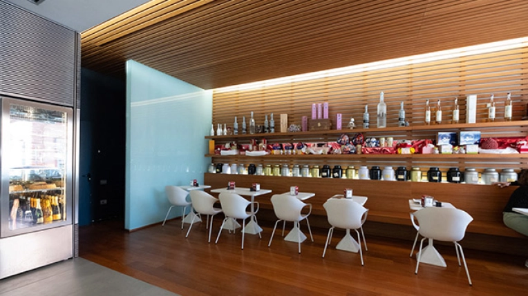 Hotels / Restaurants, New Build, Interior Architecture & Design, Renovation
