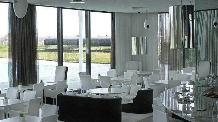 Hotels / Restaurants, Interior Architecture & Design